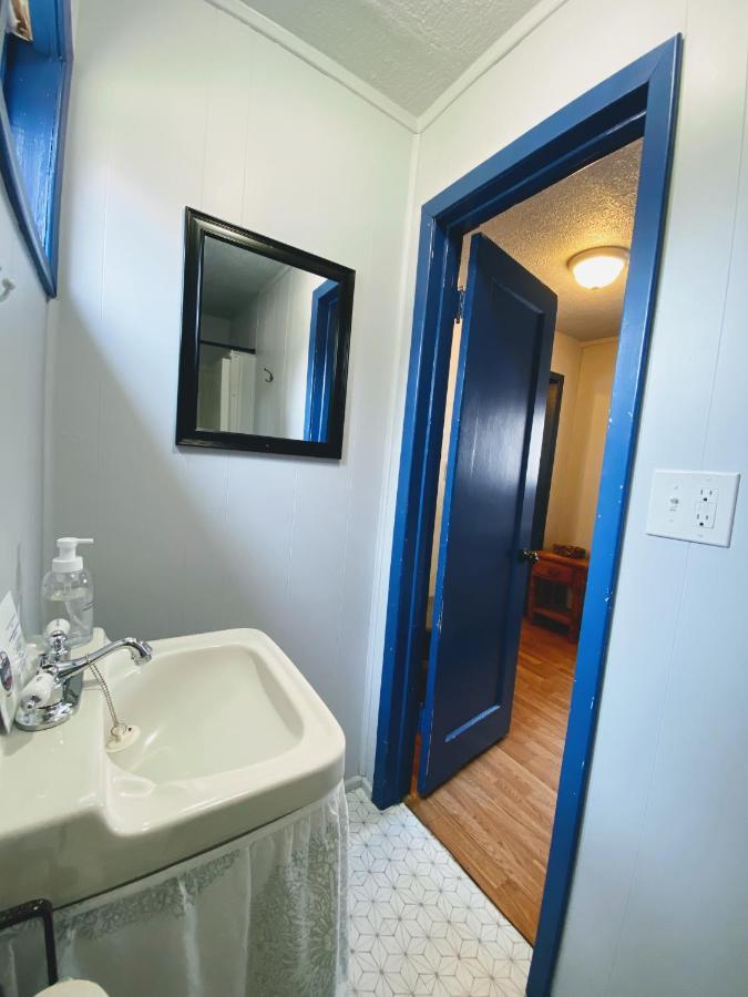 Flathead Lake Resort Woods Bay المظهر الخارجي الصورة
