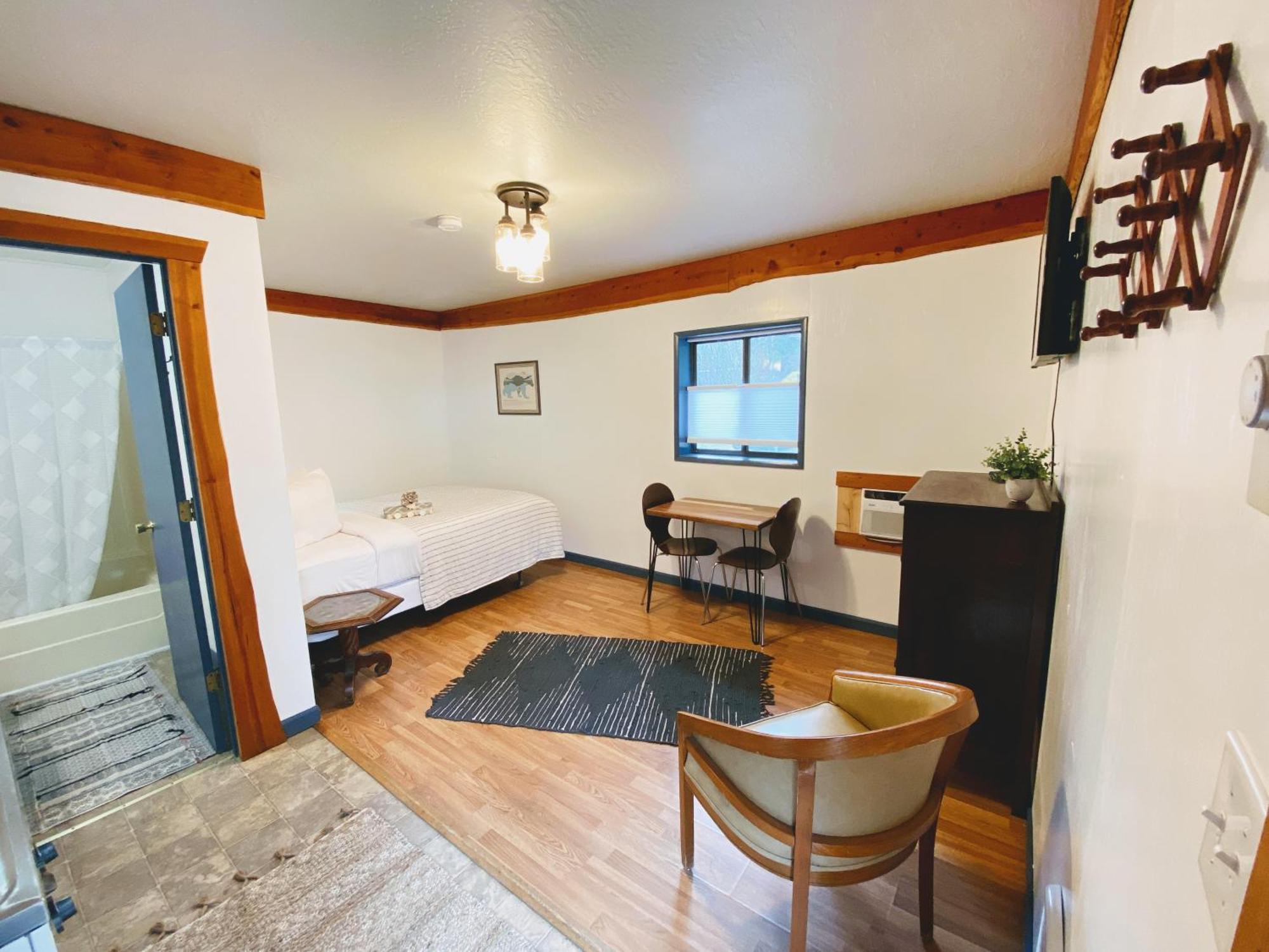 Flathead Lake Resort Woods Bay المظهر الخارجي الصورة